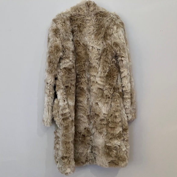 New w/o tags GORGEOUS NSF Faux Fur "Toni" Overcoat L - Picture 4 of 8